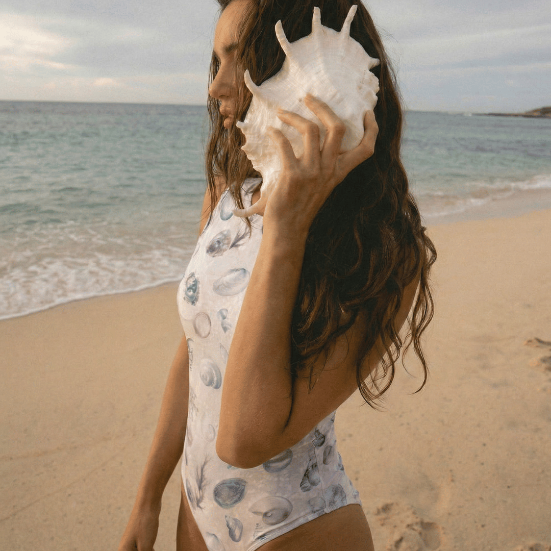 Sleeveless Swimsuit / Bodysuit / PEARLS