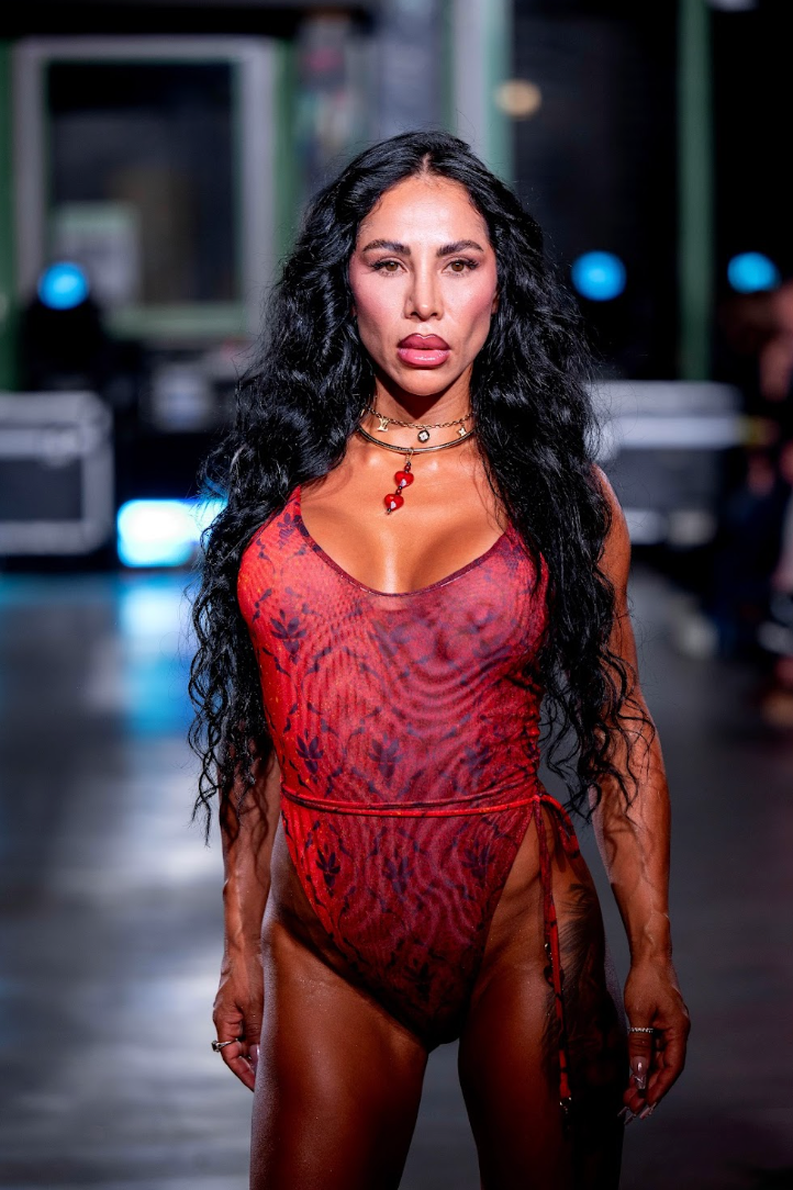 Luxe One-Piece Swimsuit / RED QUEEN