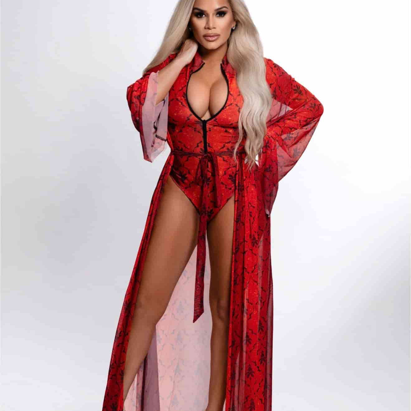 Luxe Beach Kimono / RED QUEEN
