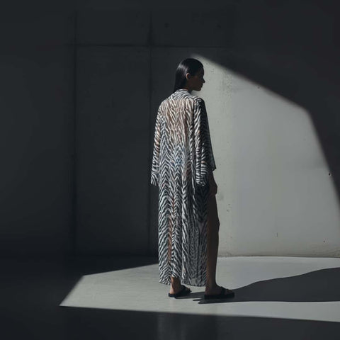 Luxe Beach Kimono / ZEBRA